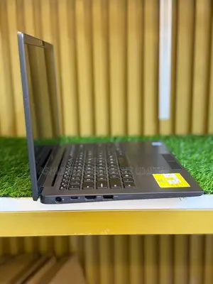 Laptop Dell Inspiron 14 7400 8GB Intel Core i7 SSD 256GB