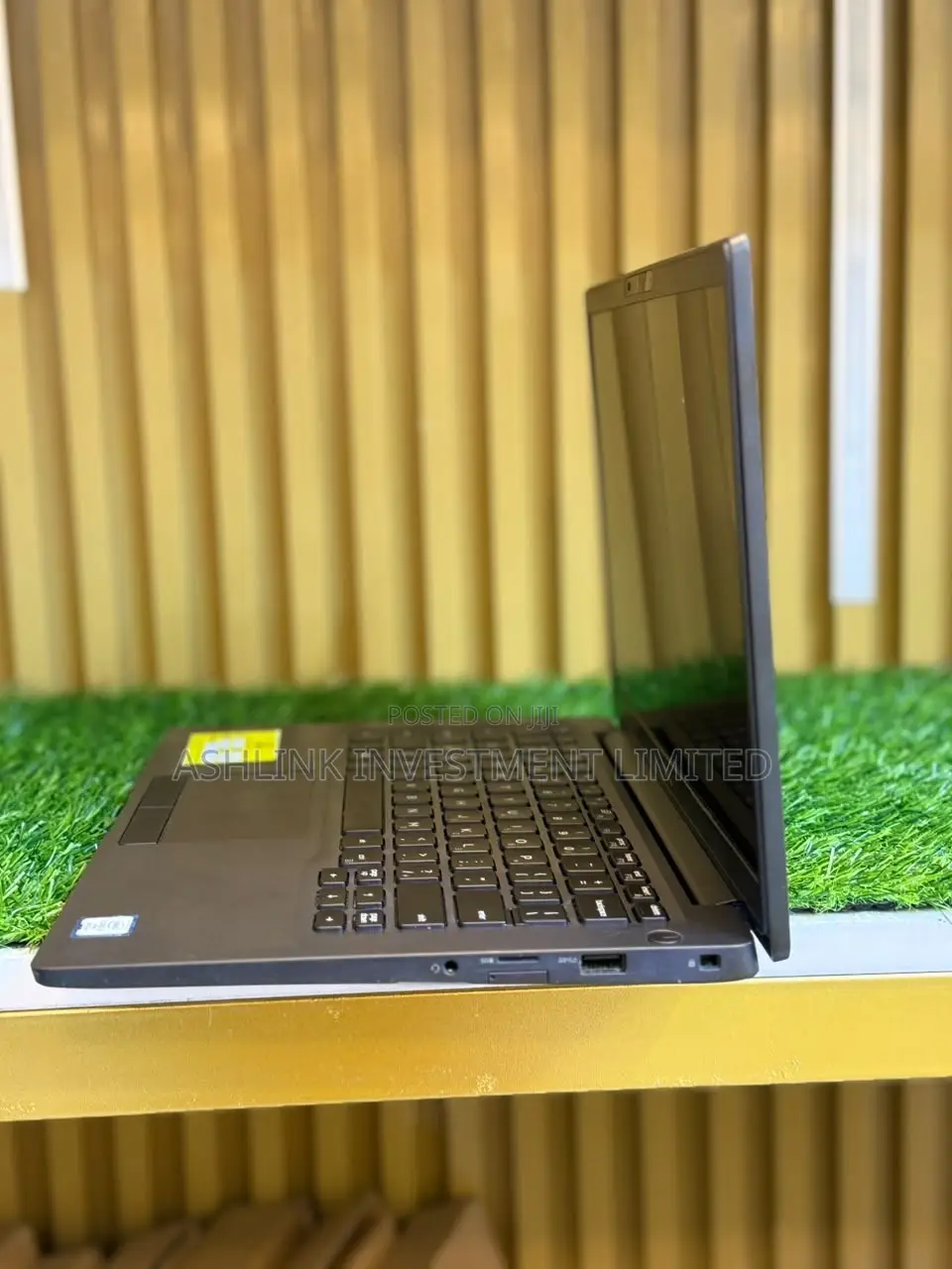 Laptop Dell Inspiron 14 7400 8GB Intel Core i7 SSD 256GB