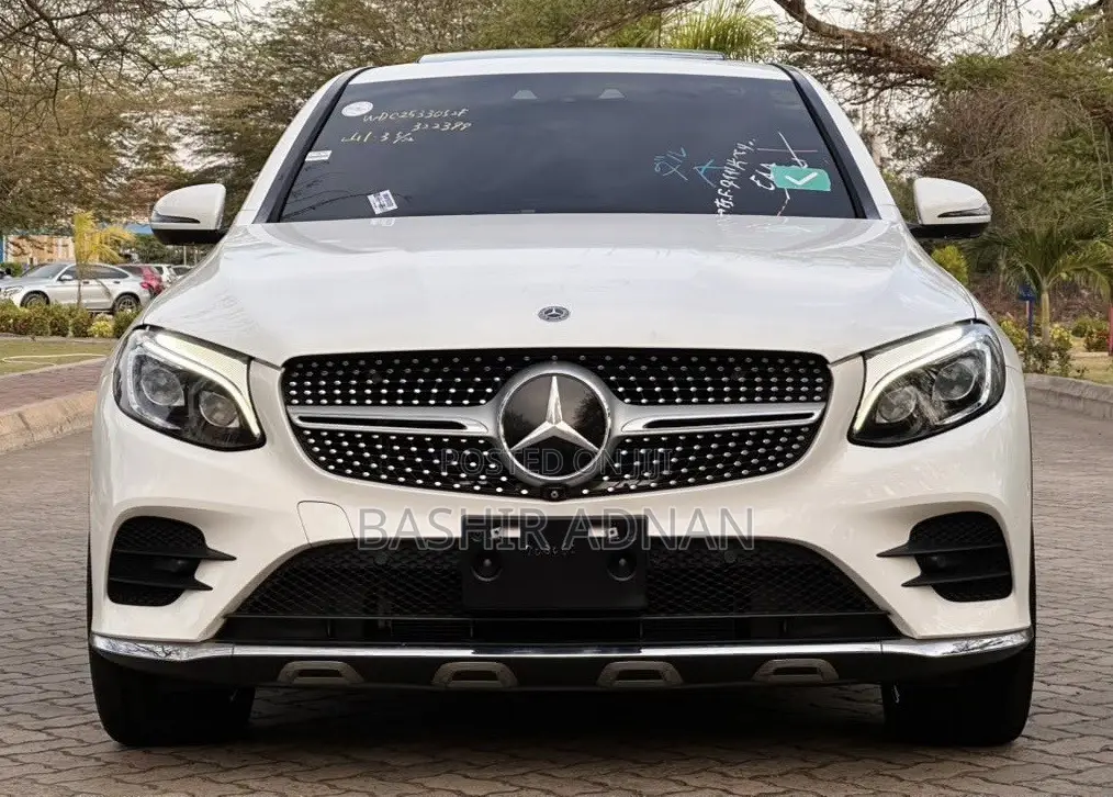 Mercedes-Benz GLC-Class 2017 Off white
