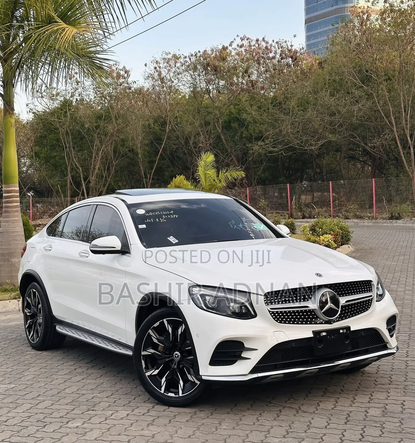 Mercedes-Benz GLC-Class 2017 Off white