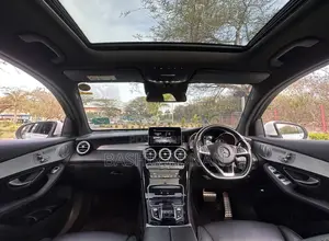 Mercedes-Benz GLC-Class 2017 Off white