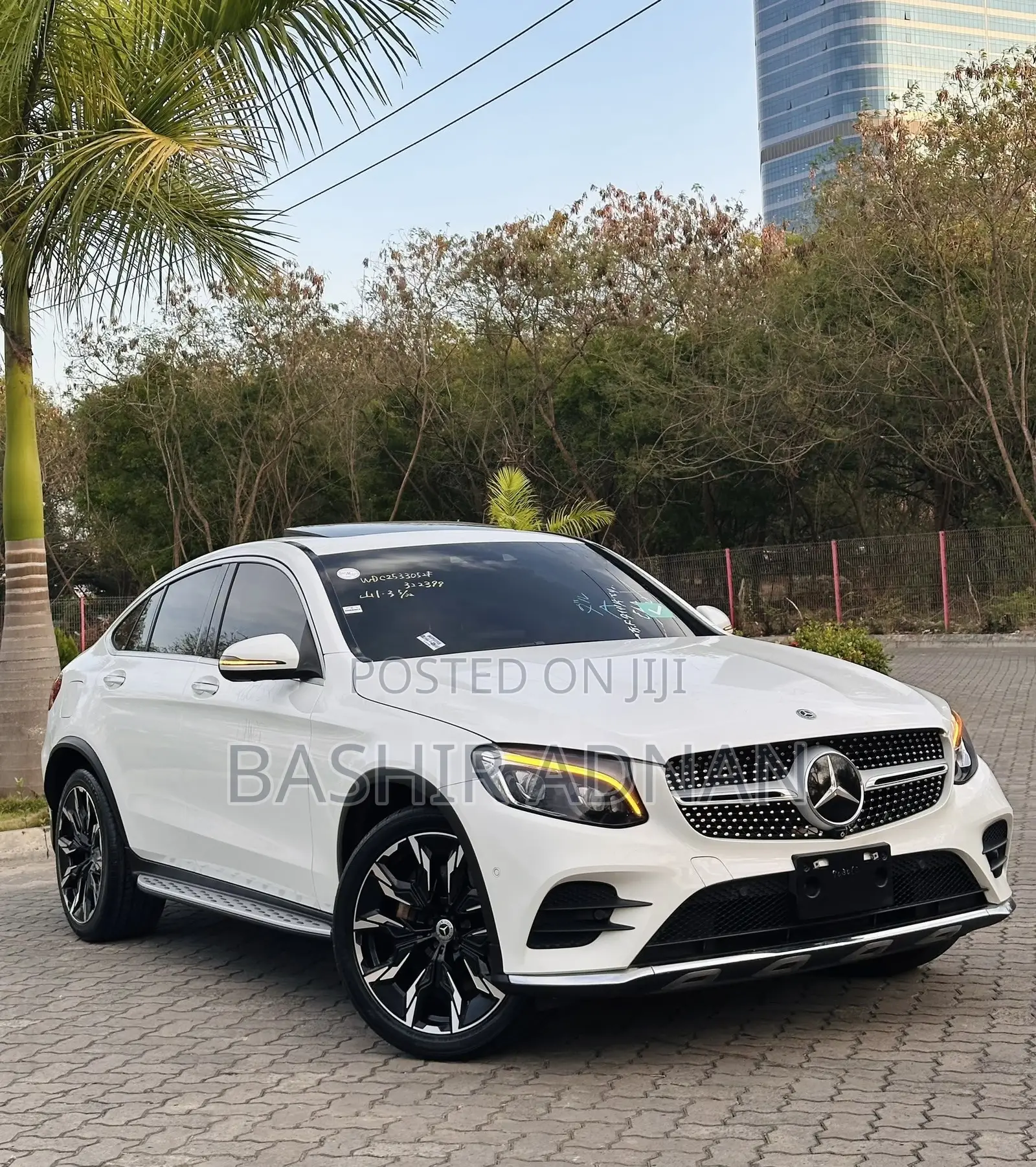 Mercedes-Benz GLC-Class 2017 Off white