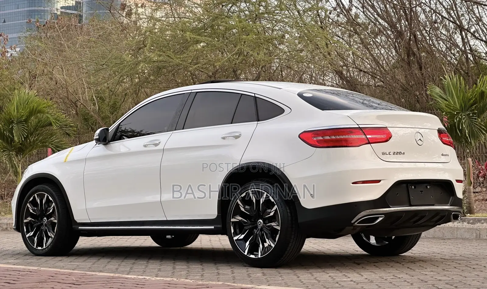 Mercedes-Benz GLC-Class 2017 Off white