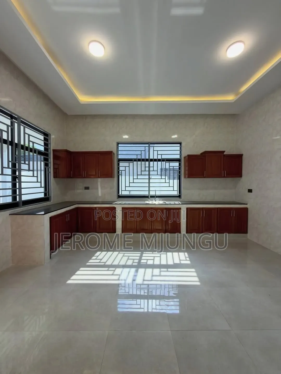 4bdrm House in Goba for sale