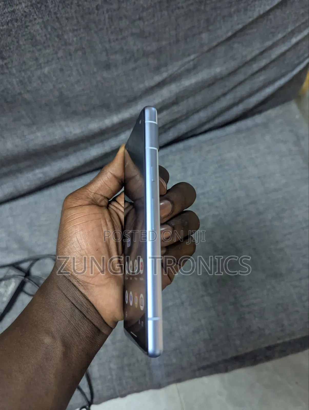 EL 6C 8 GB Blue