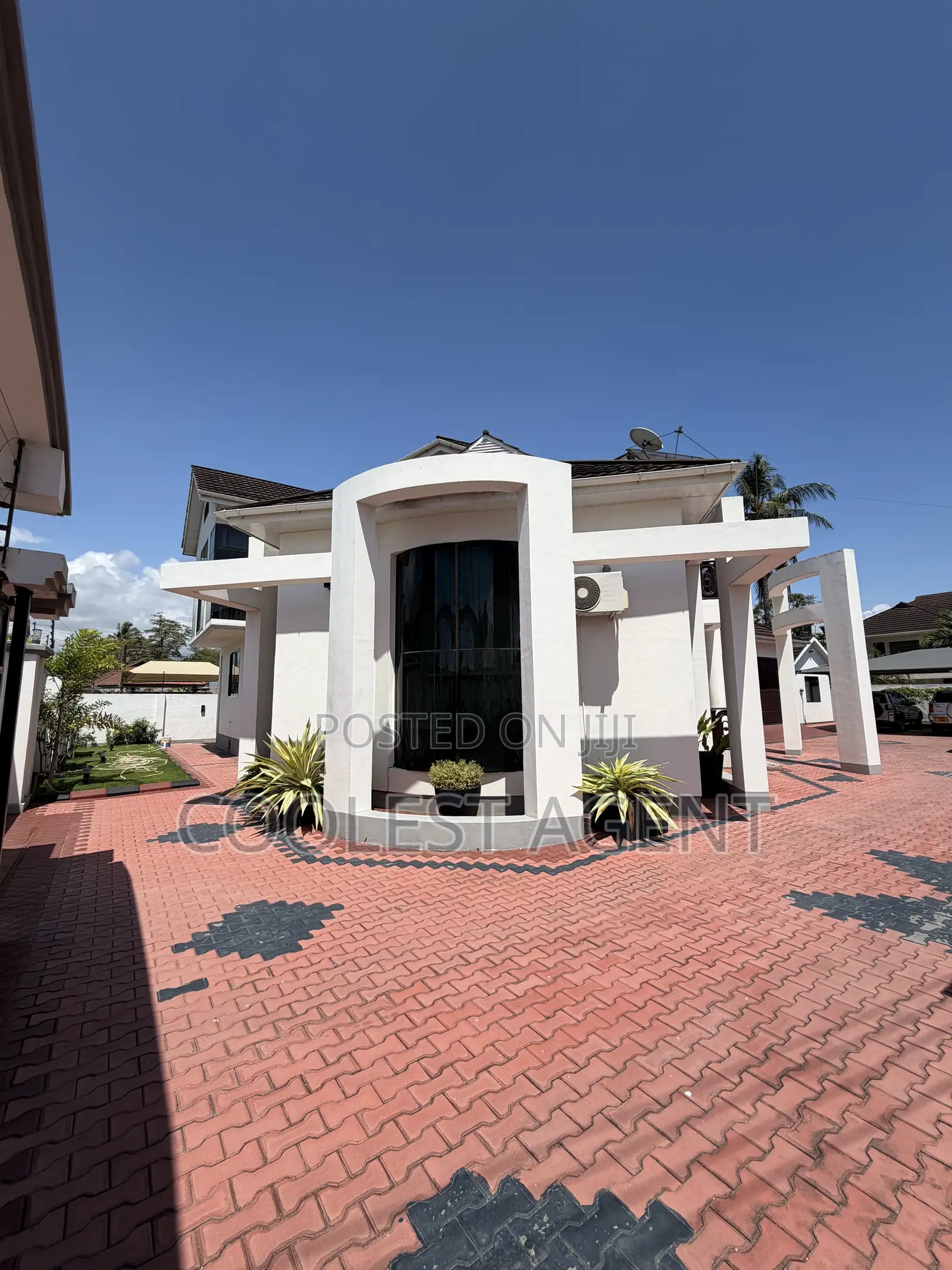 6bdrm Duplex in Coolest Estate, Mbezi Beach for rent