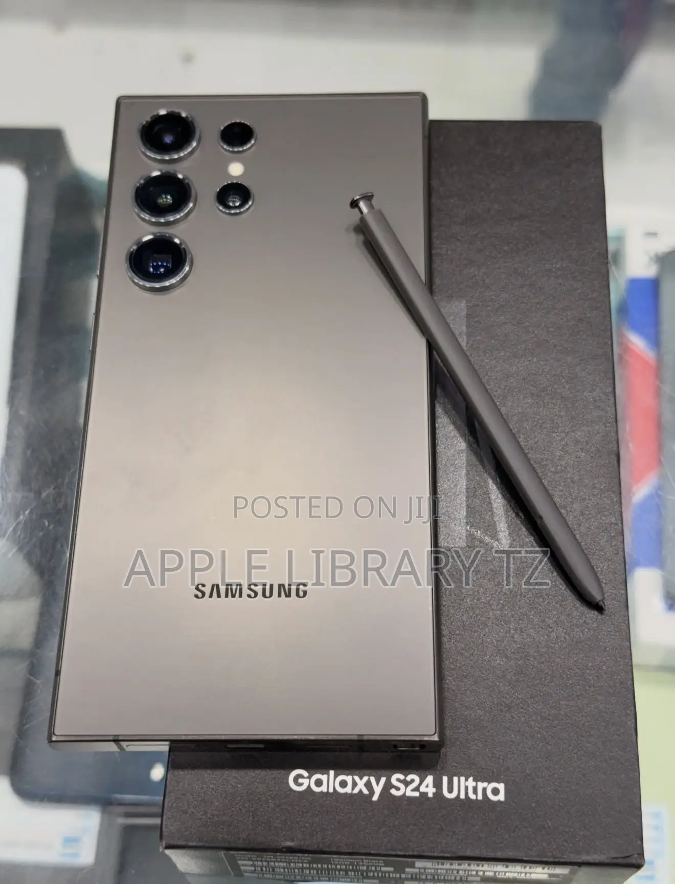 New Samsung Galaxy S24 Ultra 1 TB Graphite