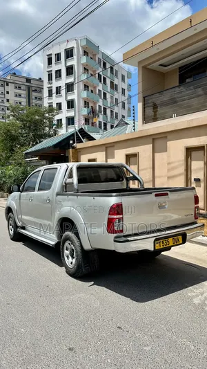 Toyota Hilux 2.5 Cab 2005 Silver