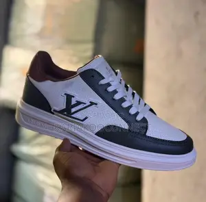 Men's Low-Top Platform Sneakers With Perforated Panels