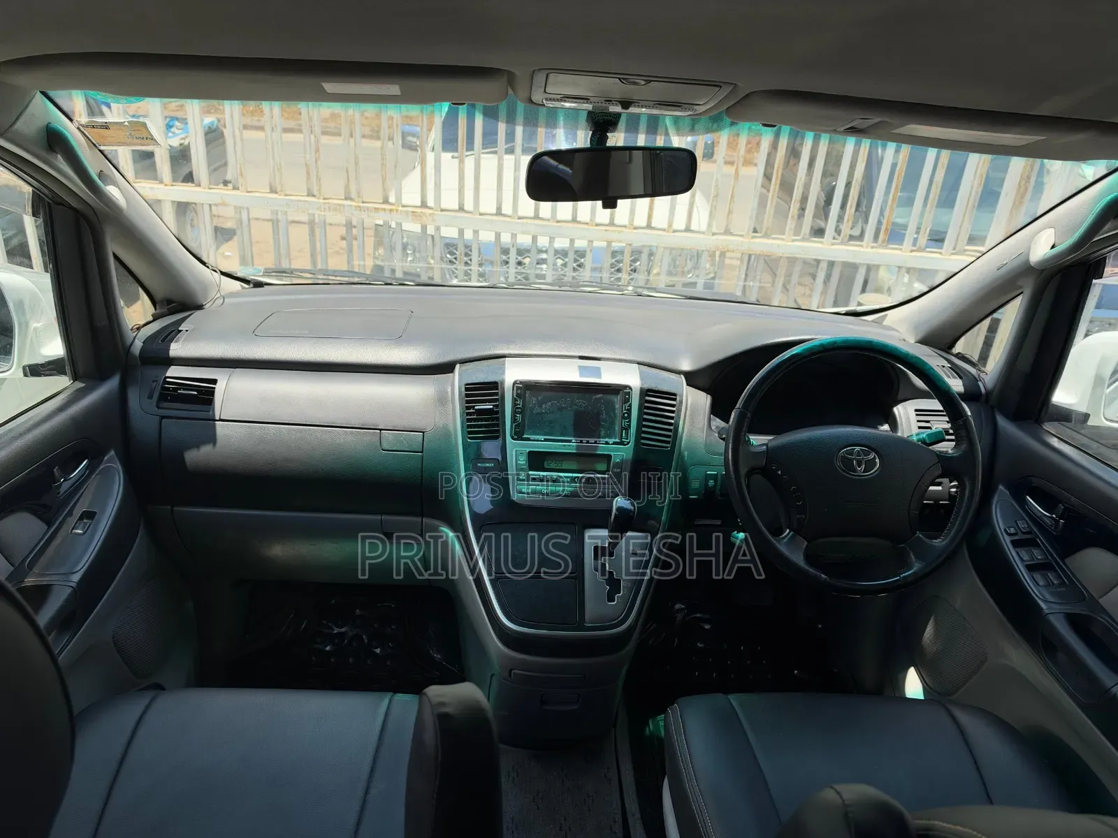 Toyota Alphard 2005 White