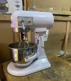 Commercial B5 STAND MIXER Uwezo Wa Bakuli 5 Liter OR 2.5kg