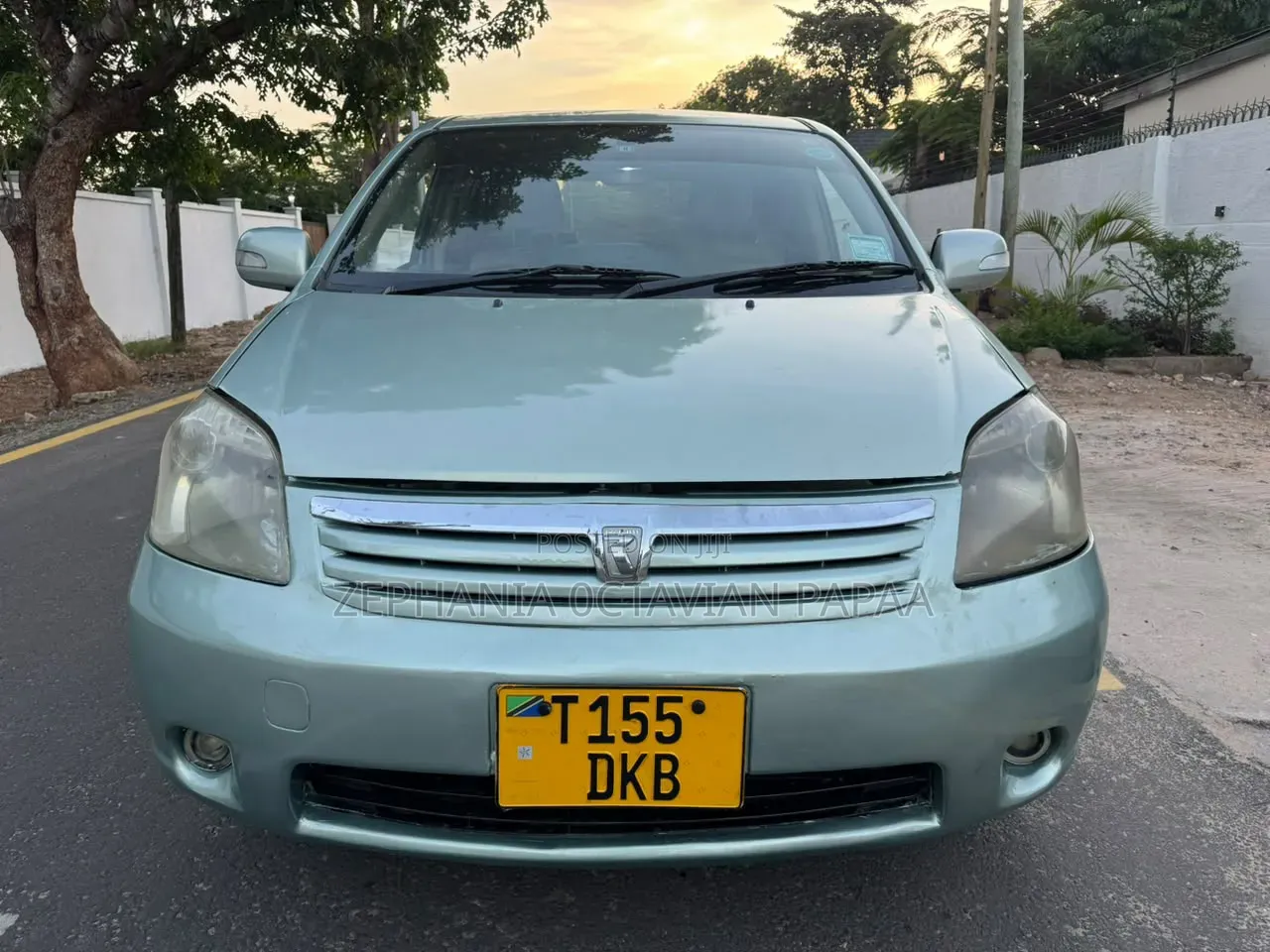Toyota Raum 2005 Silver