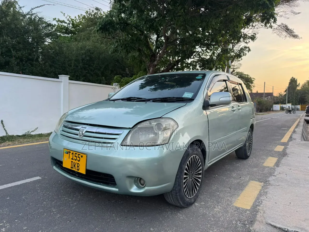 Toyota Raum 2005 Silver