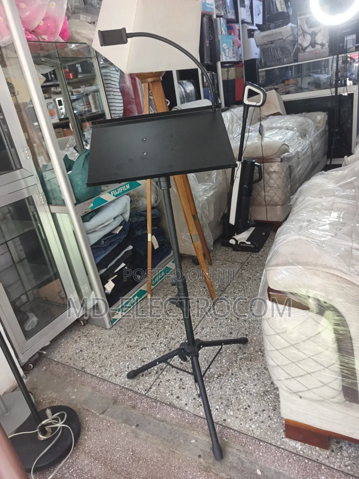Universal Tripod Stand