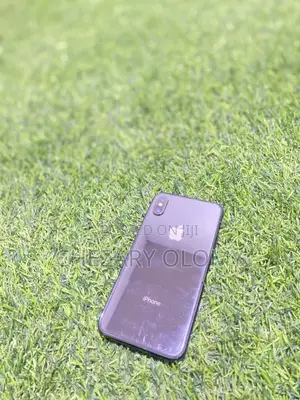 Apple iPhone X 64 GB Black