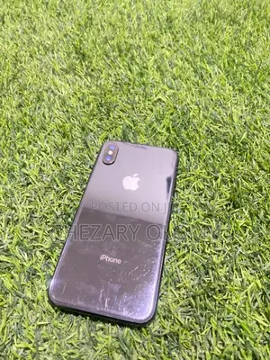 Apple iPhone X 64 GB Black