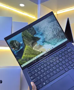Laptop Dell Latitude 7390 8GB Intel Core i5 SSD 256GB