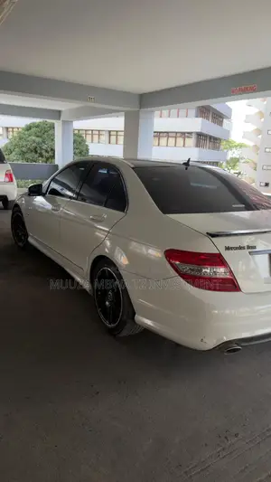 Mercedes-Benz C200 2008 White
