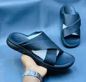 Huayi Cross Strap Leather Slippers