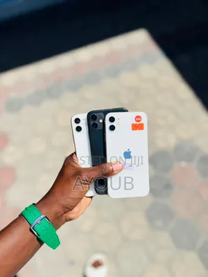 Apple iPhone 11 64 GB White