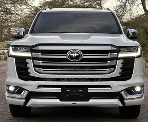 Toyota Land Cruiser 2023 White