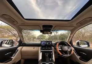 Toyota Land Cruiser 2023 White
