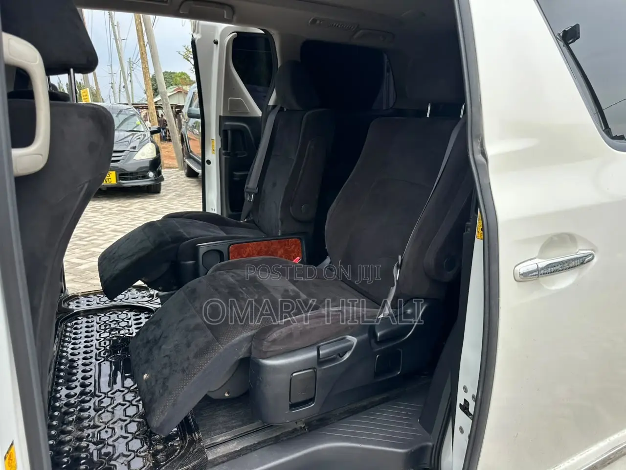 Toyota Alphard 2010 Pearl