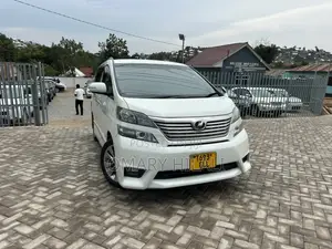 Toyota Alphard 2010 Pearl