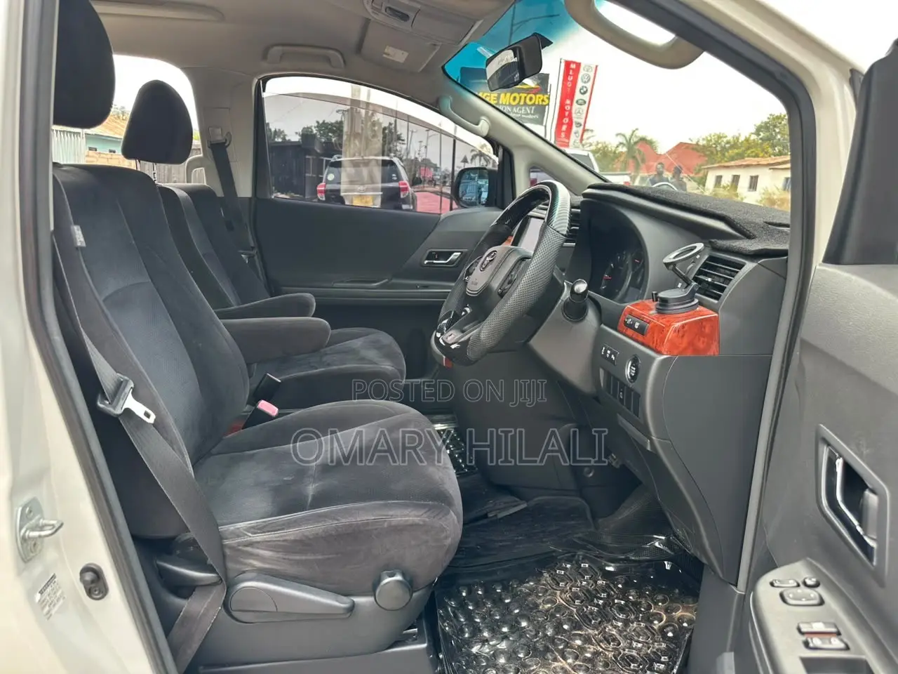 Toyota Alphard 2010 Pearl