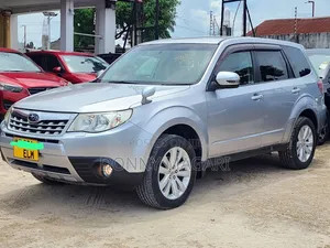 Subaru Forester 2011 Silver