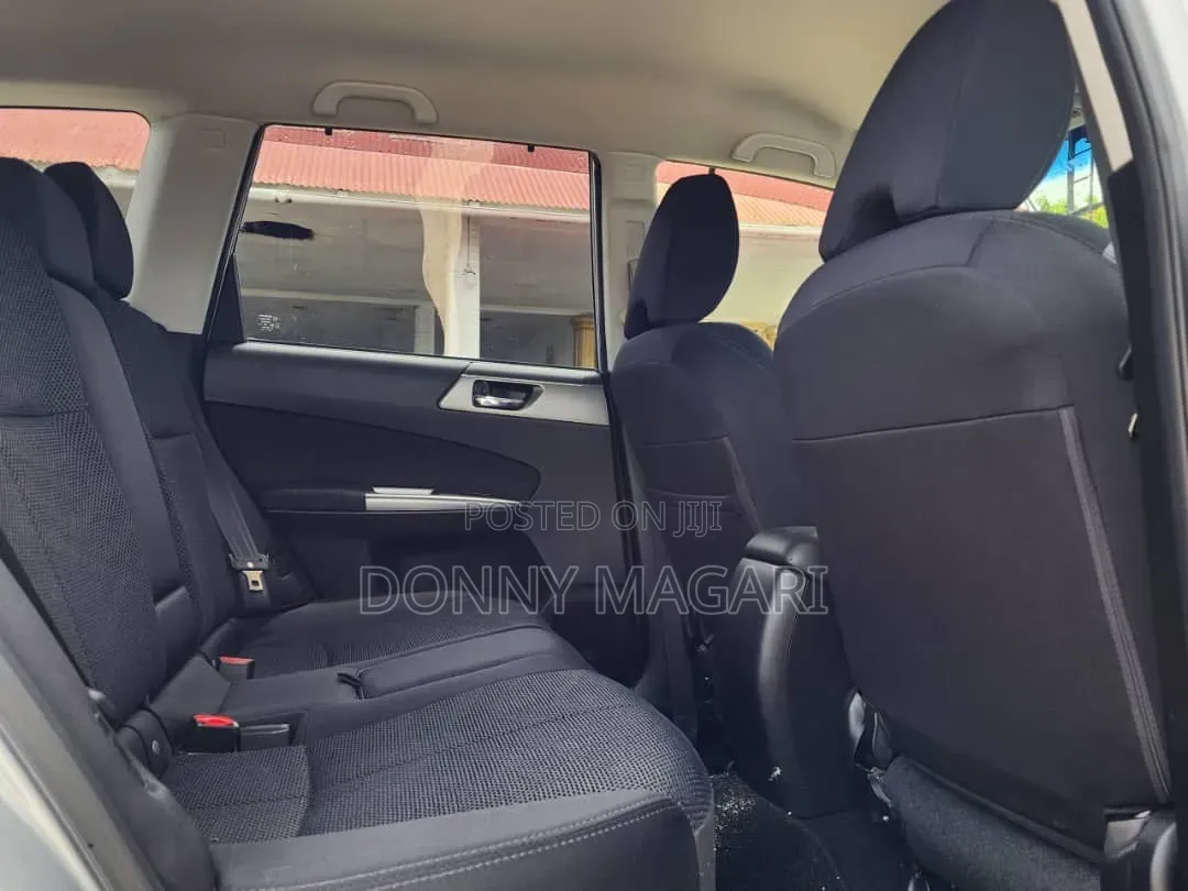 Subaru Forester 2011 Silver
