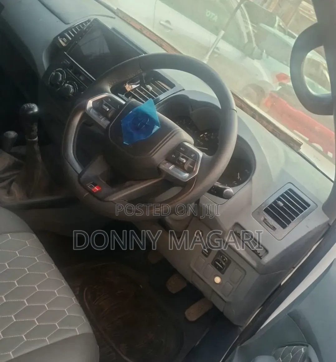 Toyota Hilux 2018 White