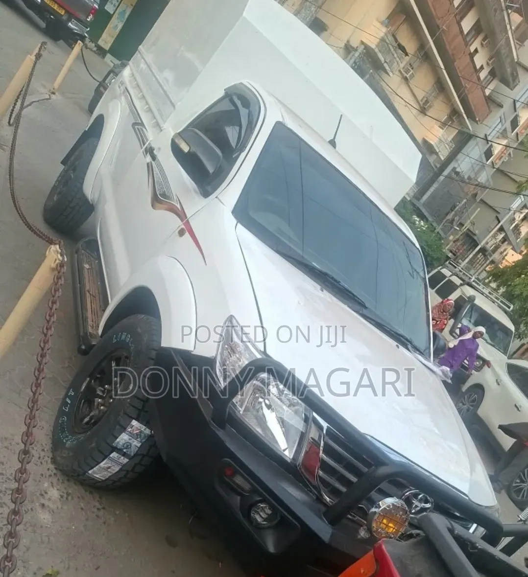 Toyota Hilux 2018 White