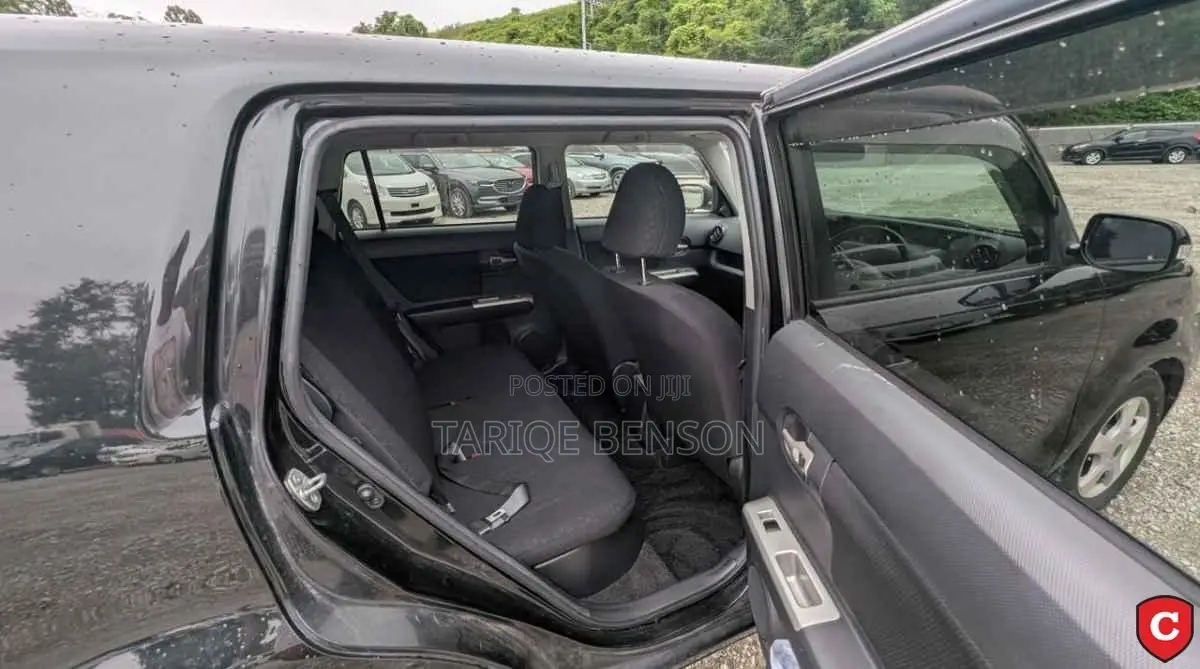 Toyota Corolla Rumion Hatchback 1.5 FWD 2008 Black