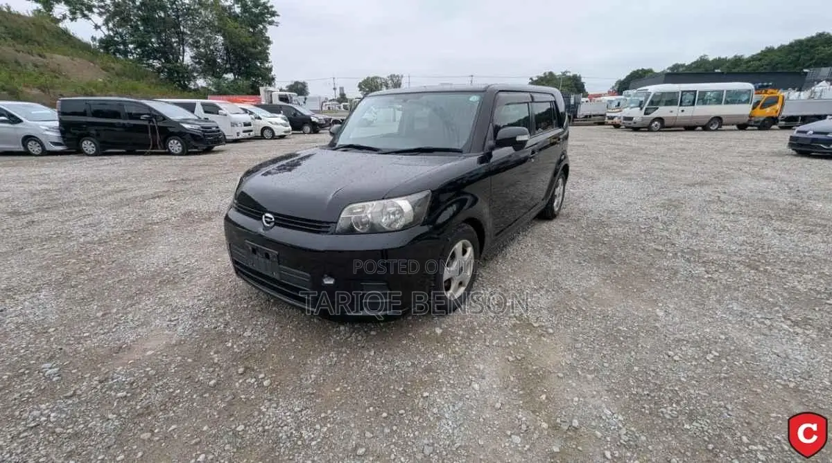 Toyota Corolla Rumion Hatchback 1.5 FWD 2008 Black