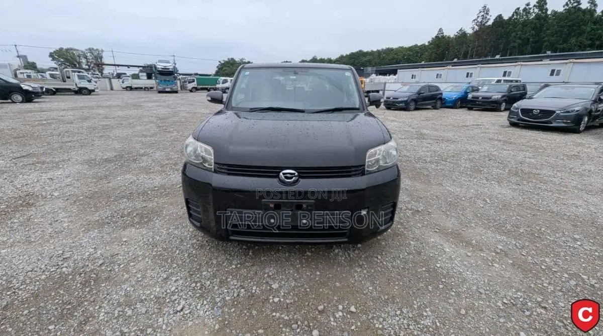 Toyota Corolla Rumion Hatchback 1.5 FWD 2008 Black