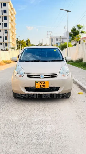 Toyota Passo 1.0 AWD 2012 Yellow