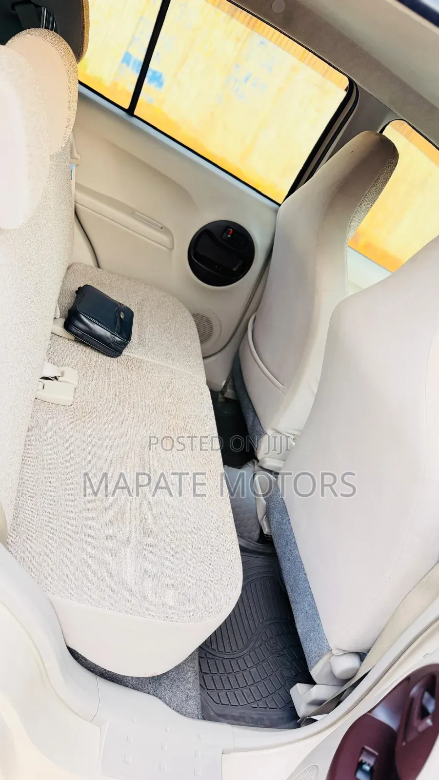 Toyota Passo 1.0 AWD 2012 Yellow