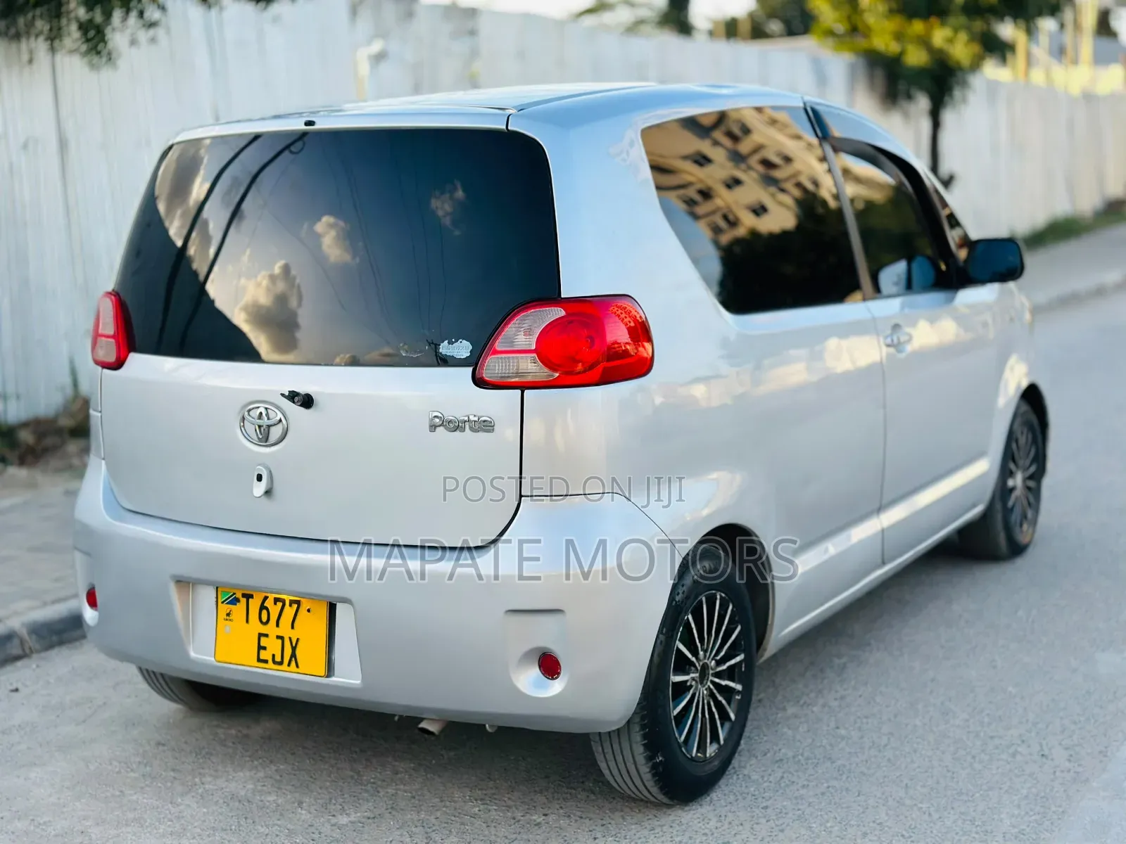 Toyota Porte 1.3 FWD 2005 Silver