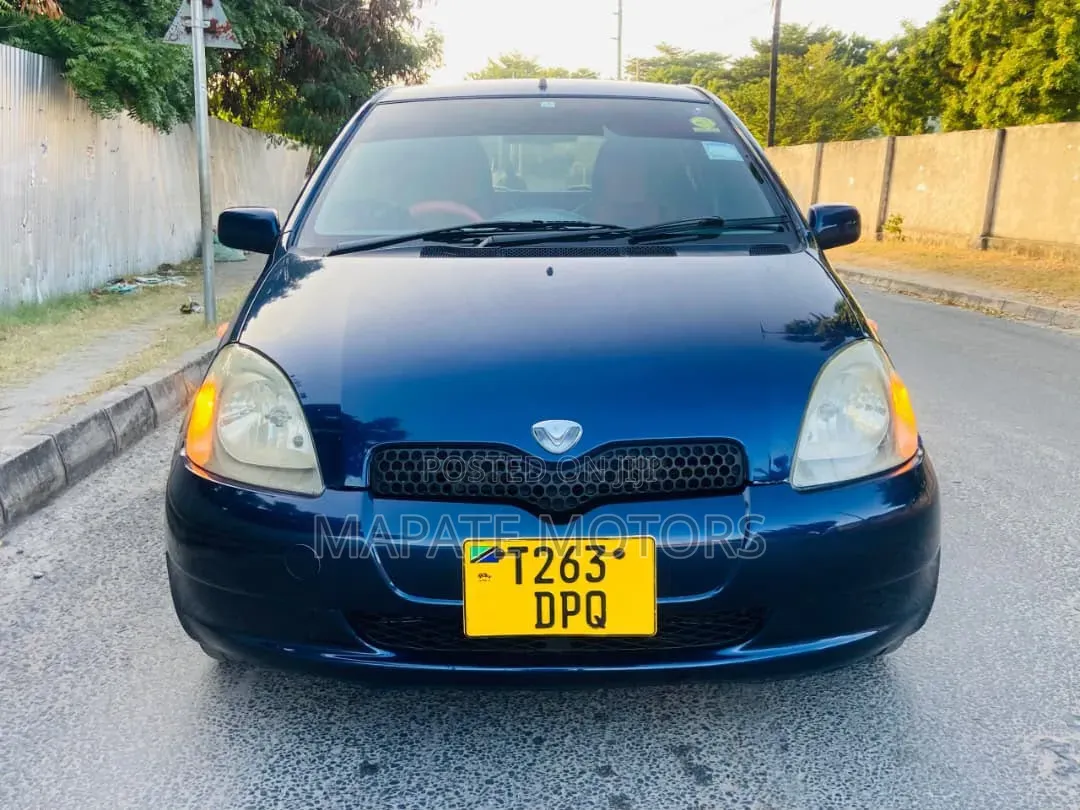 Toyota Vitz 1.0 FWD 5dr 2004 Blue