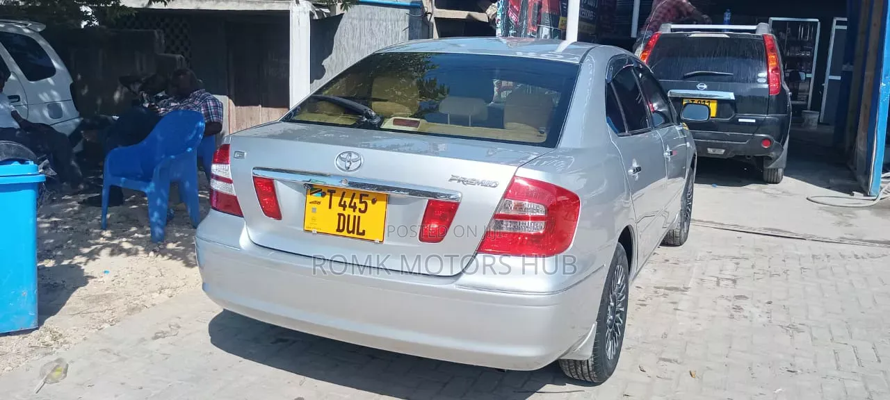 Toyota Premio 2005 Silver