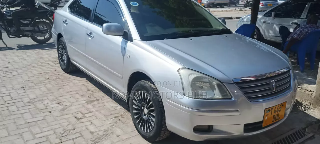 Toyota Premio 2005 Silver