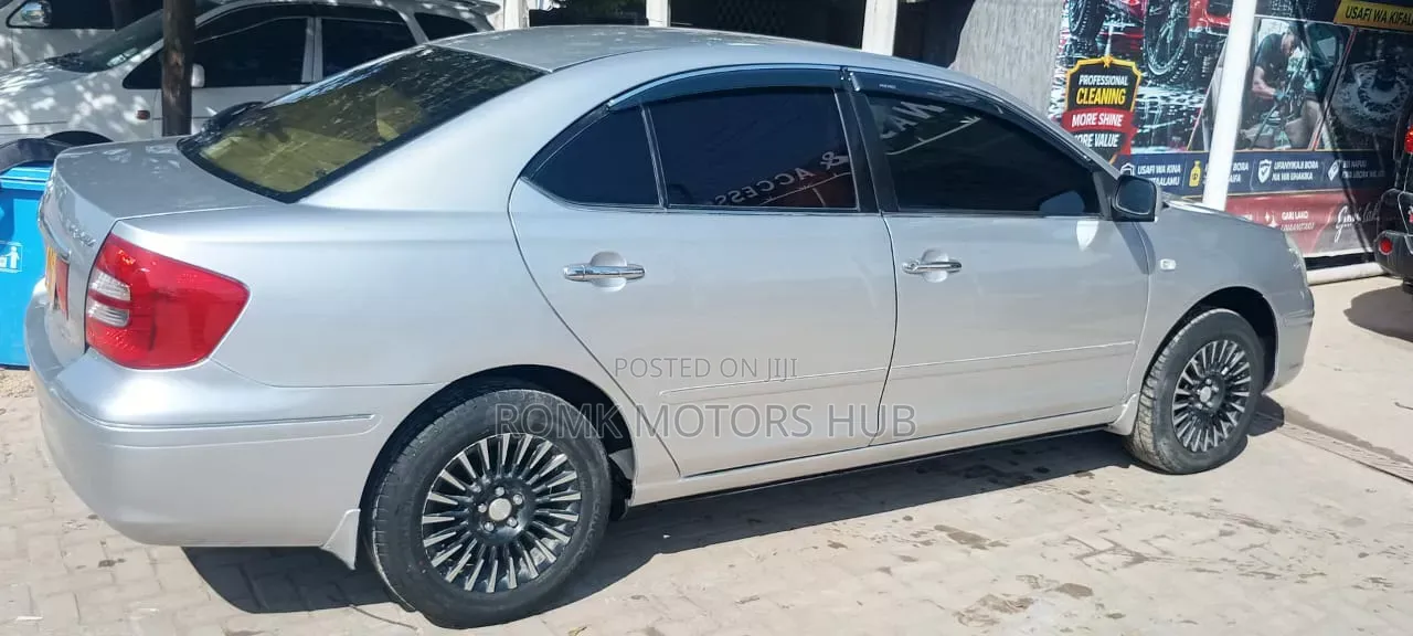 Toyota Premio 2005 Silver