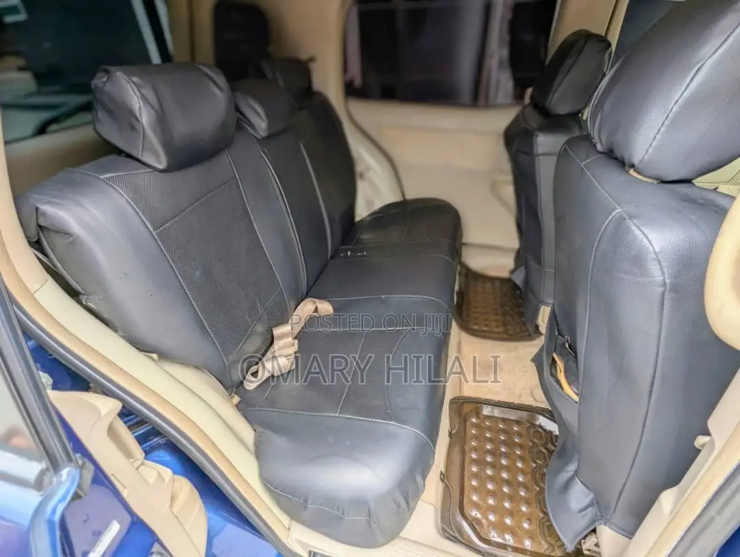 Toyota Raum 2005 Blue