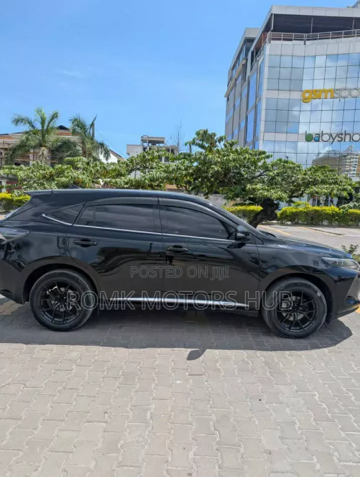 Toyota Harrier 2015 Black