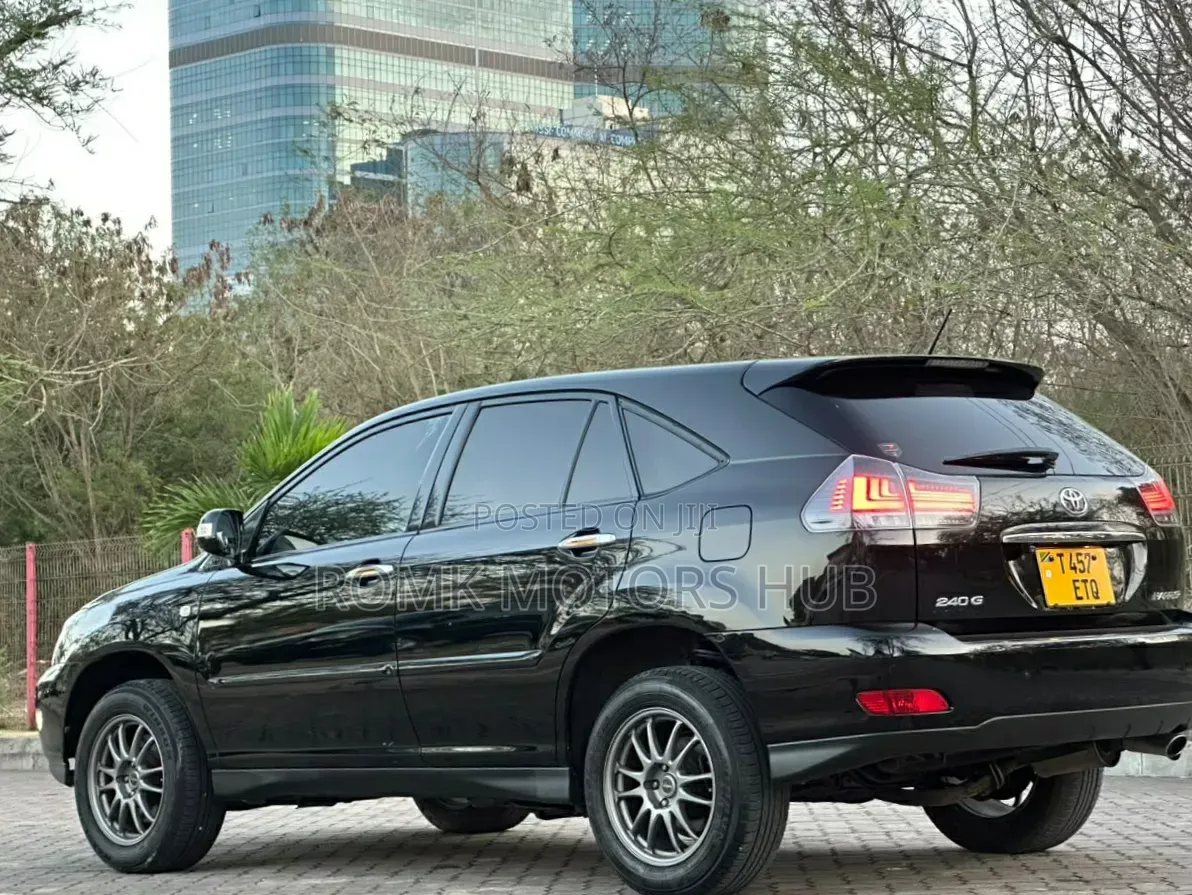 Toyota Harrier 2005 Black