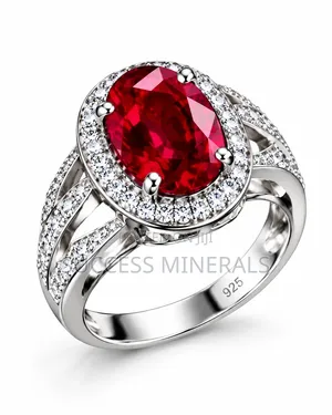 Luxury 925 Sterling Silver Red Gemstone Ring – Elegant Design