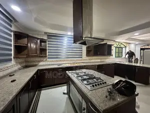 Furnished 4bdrm Villa in Oyster Bay for rent