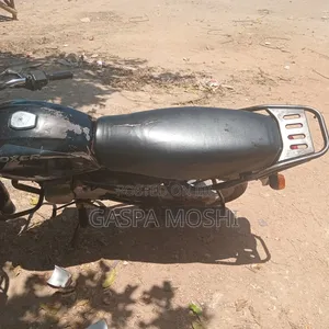Bajaj Boxer 125 2024 Black