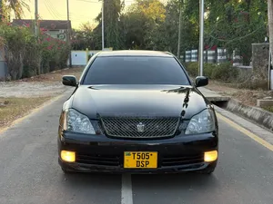 Toyota Crown 2004 Black